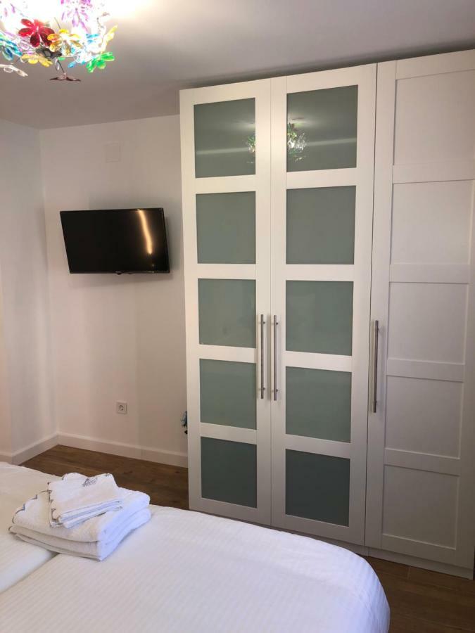 Exclusive Beach Apartment Валенсия Екстериор снимка